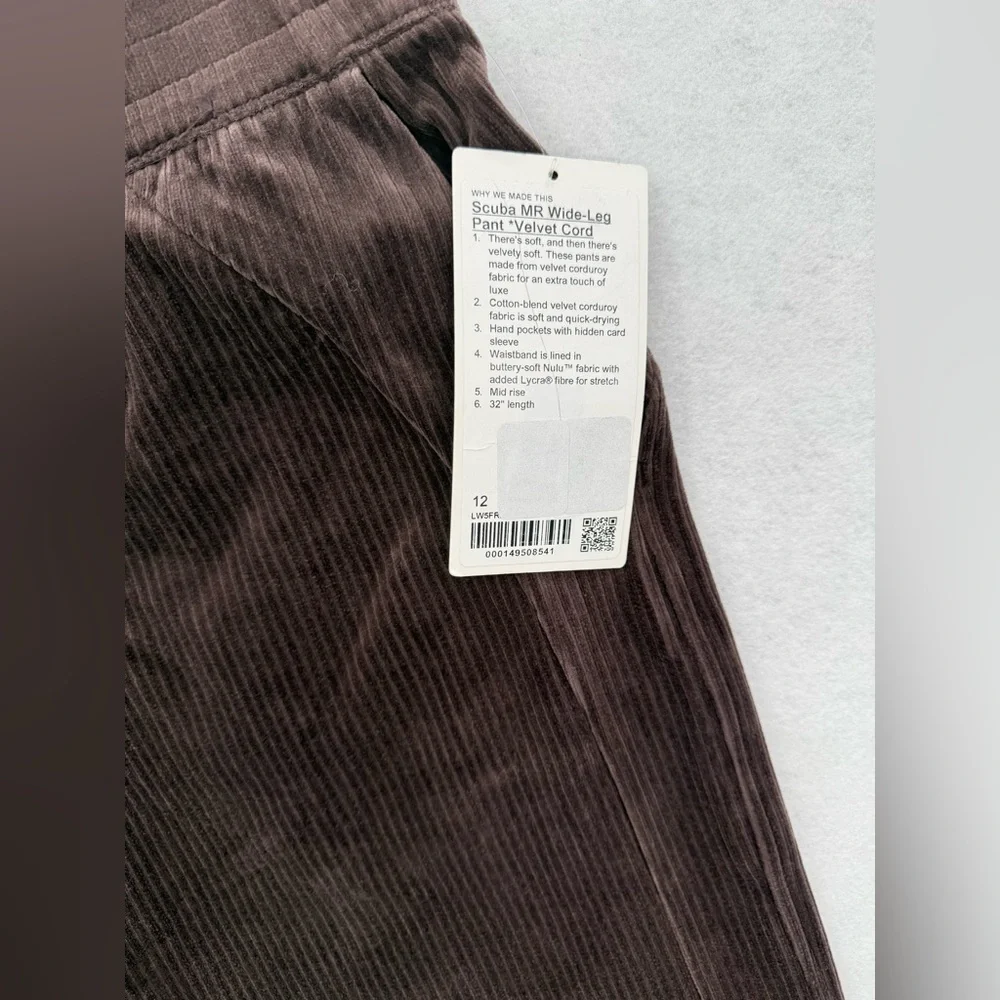 NWT Lululemon Scuba Mid-Rise Wide-Leg Pant *Velvet Cord Espresso Size 12‎